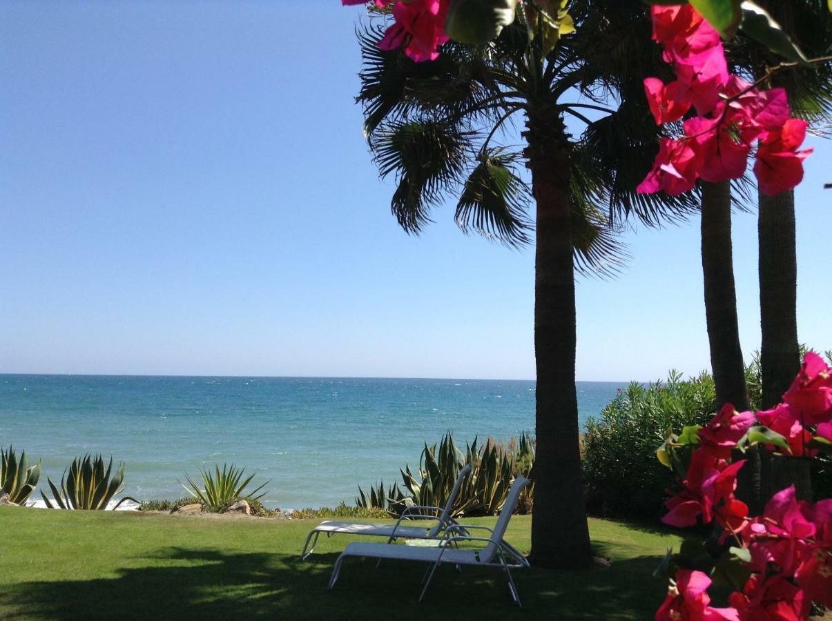 Urb Playa Azul 24 Vila Estepona Exterior foto